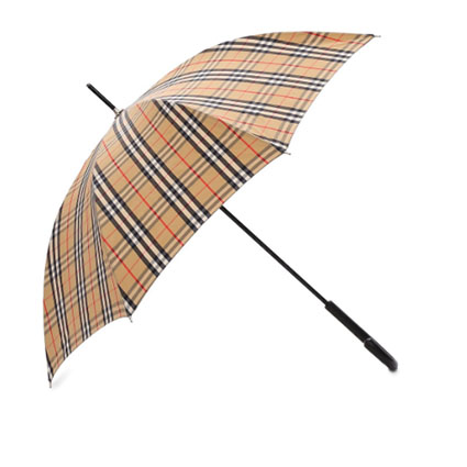 7 классных зонтов на дождливую осень, которые подойдут к любому образу